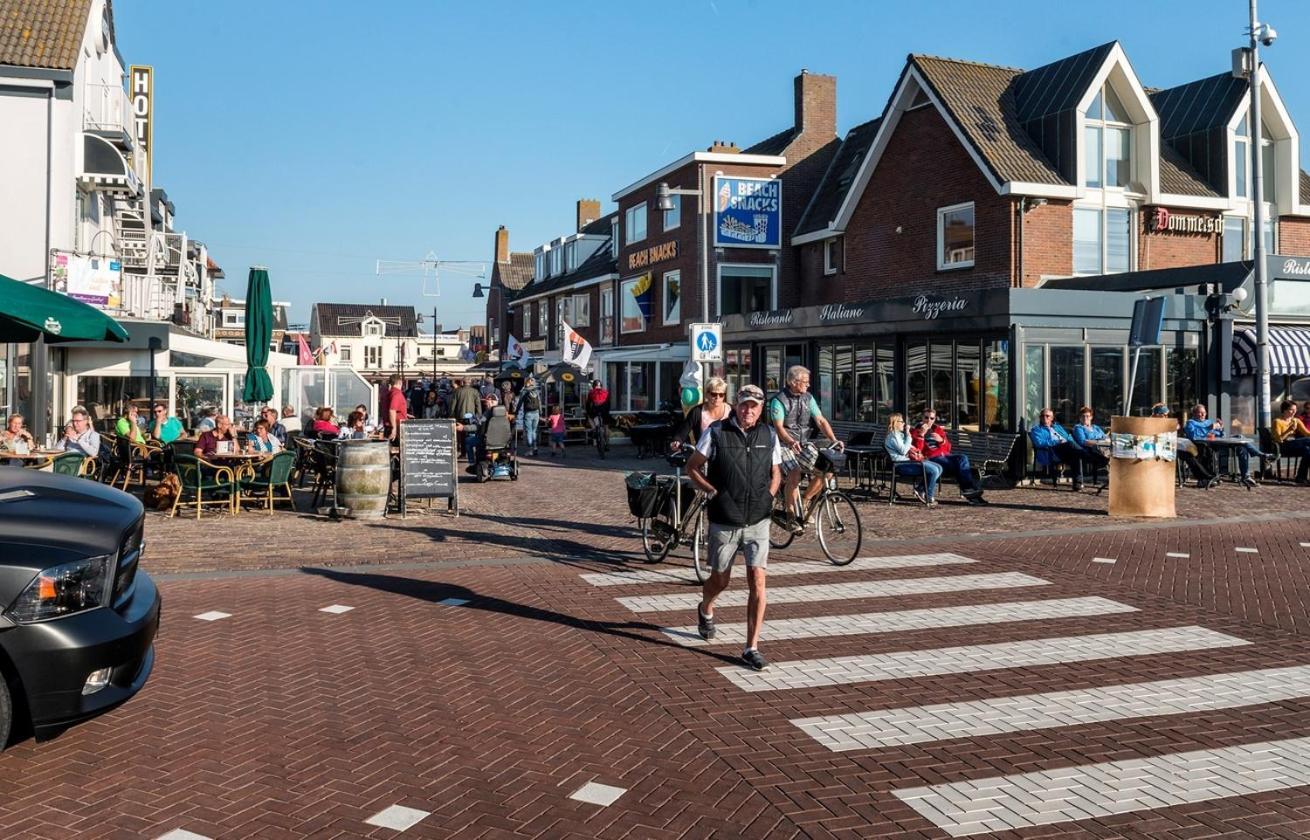 Beach House Met Parkeerplaats In Het Centrum Egmond aan Zee Exterior foto